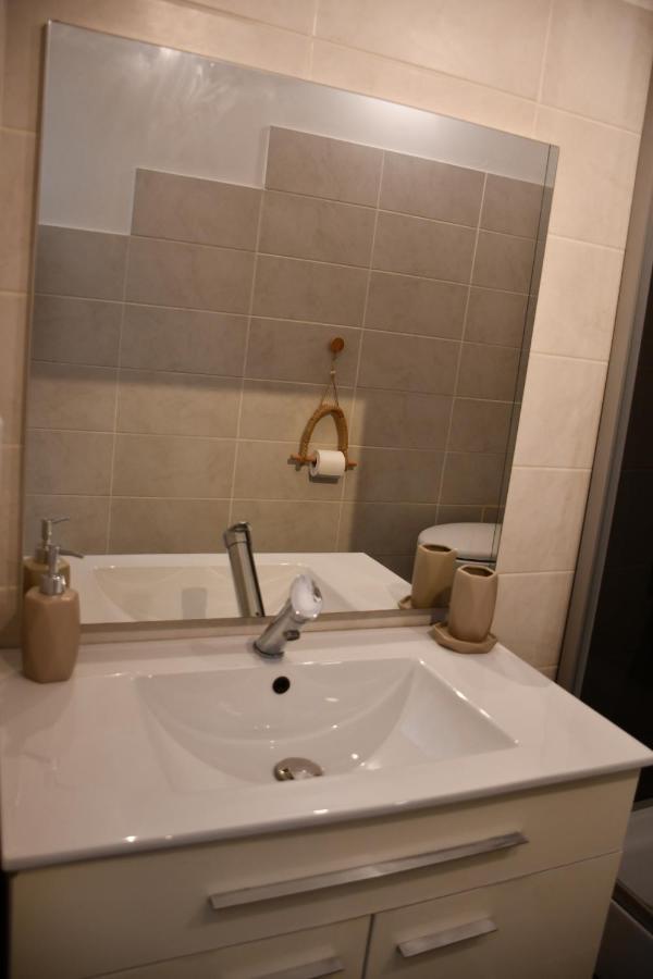 Le Patio H24,Cosy,Port,Plage,Wifi,Netflix La Seyne-sur-Mer Exteriör bild